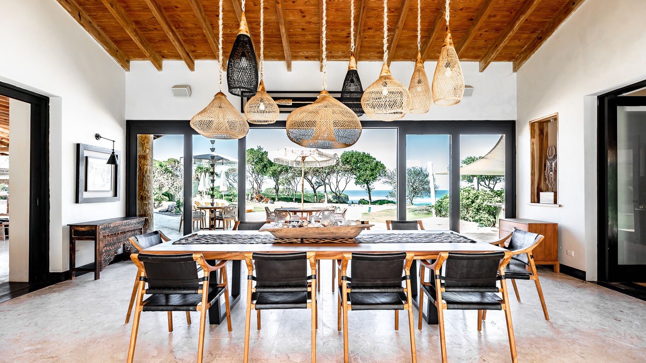 Photo of Others in Abreu