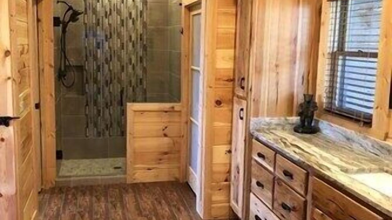 Photo of Bathroom in Ellijay