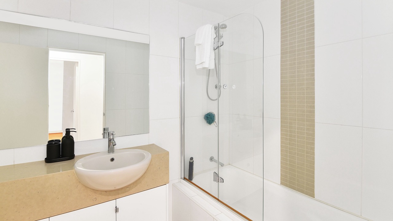 Photo of Bathroom in The Entrance