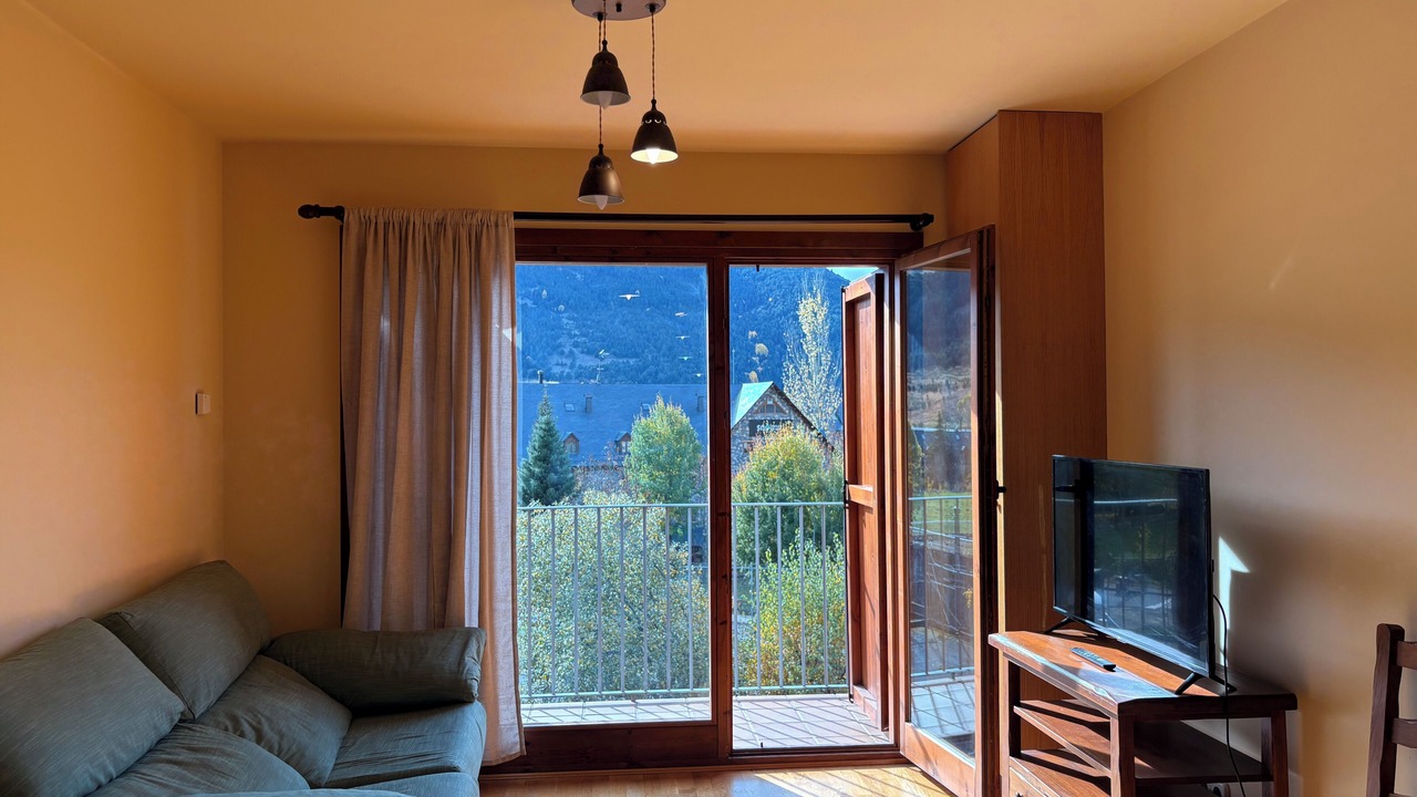 Photo of Livingroom in Taull