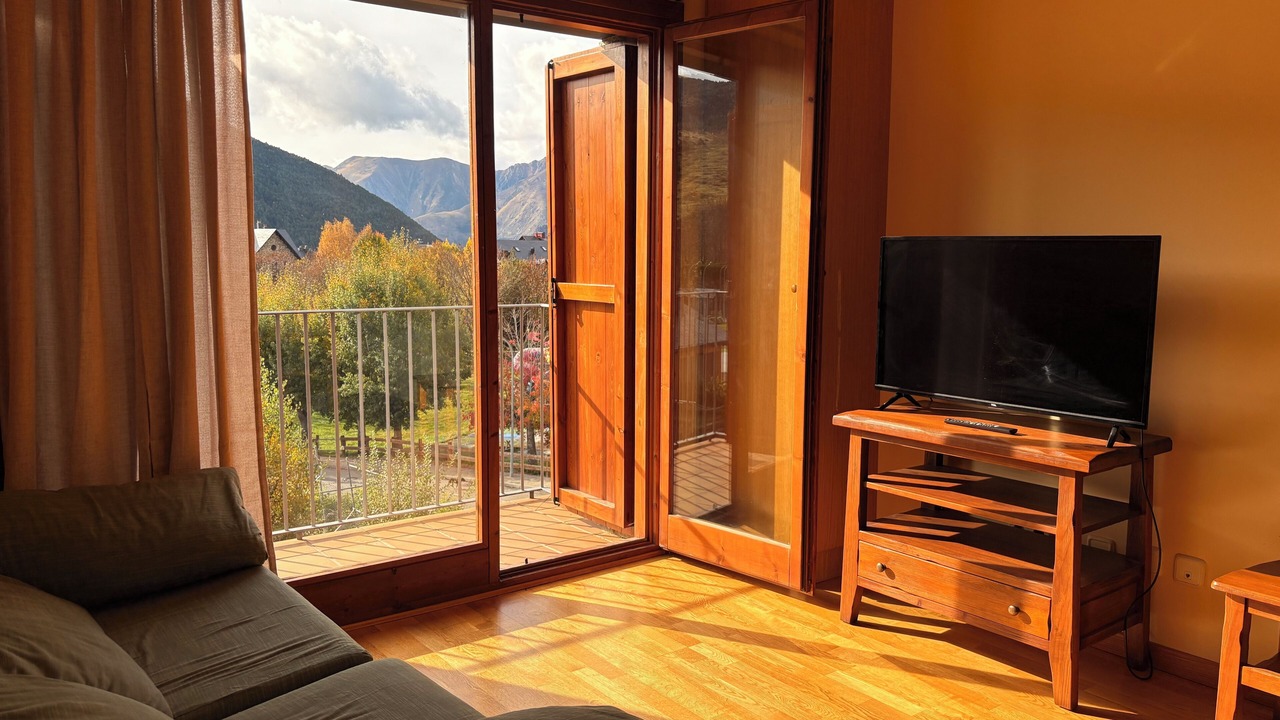 Photo of Livingroom in Taull