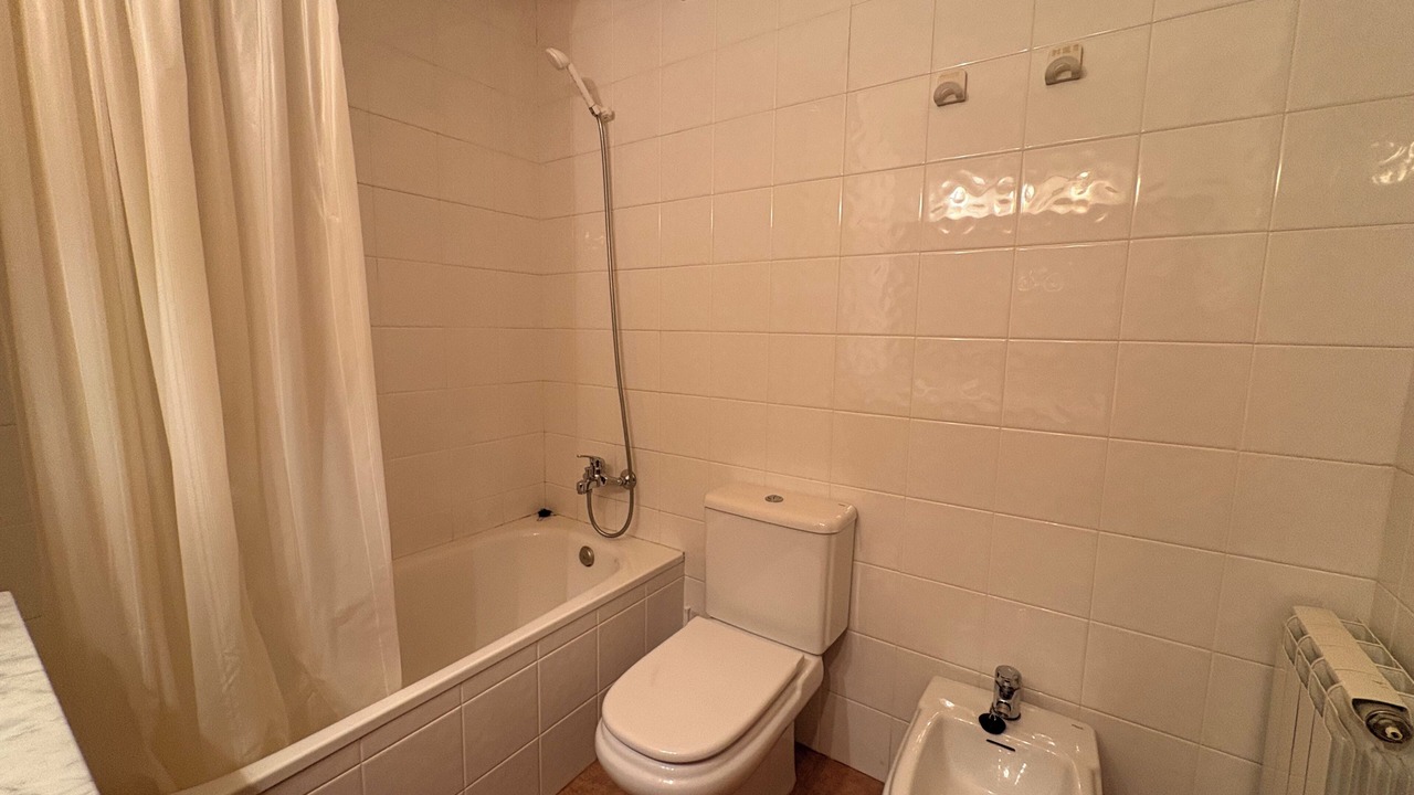 Photo of Bathroom in Taull