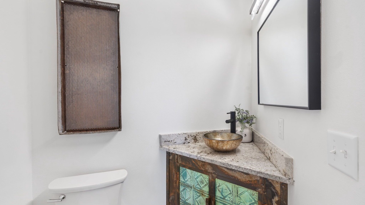 Photo of Bathroom in Elkland