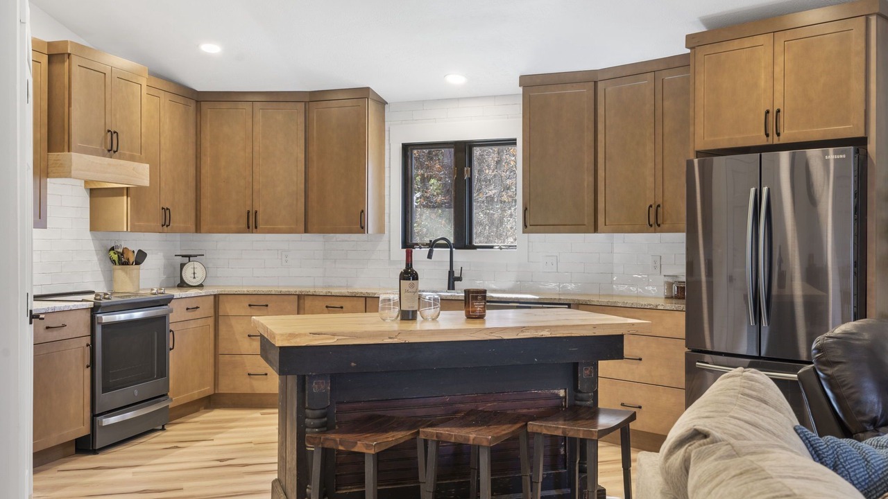 Photo of Kitchen in Elkland