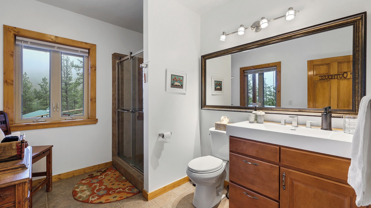Photo of Bathroom in Custer County