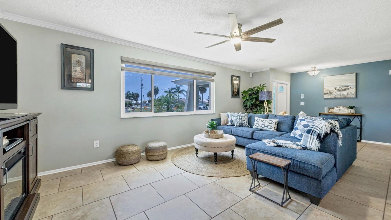 Photo of Livingroom in Charlotte Harbor