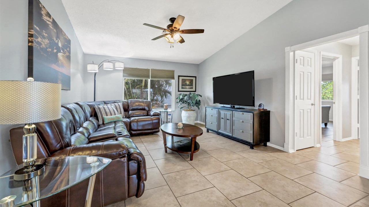 Photo of Livingroom in Charlotte Harbor