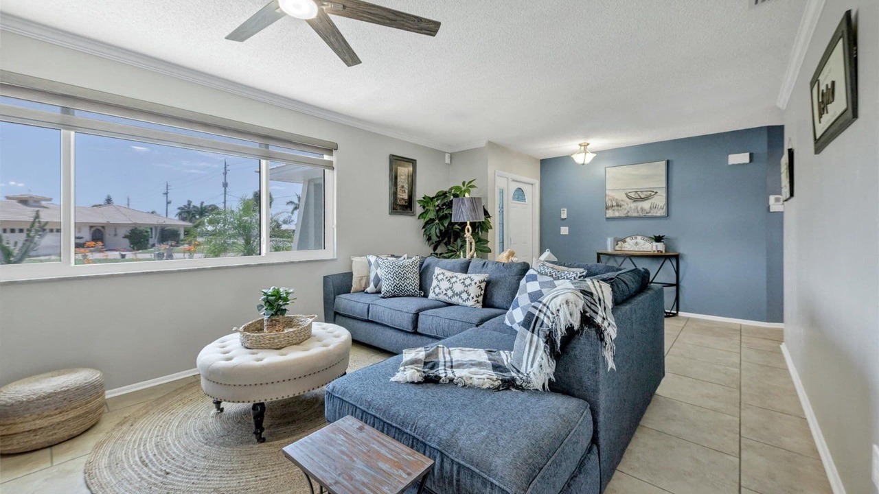 Photo of Livingroom in Charlotte Harbor