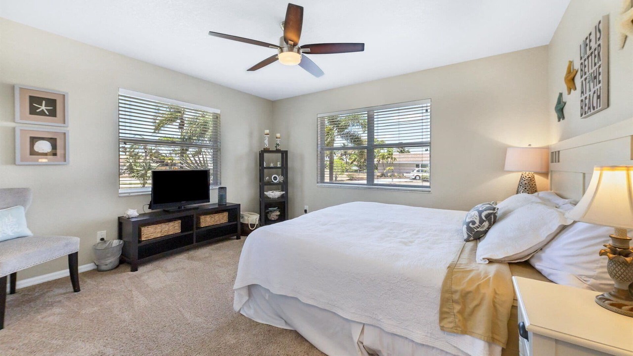 Photo of Bedroom in Charlotte Harbor