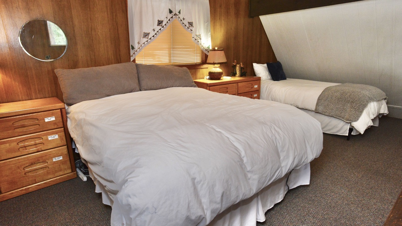 Photo of Bedroom in Cascade