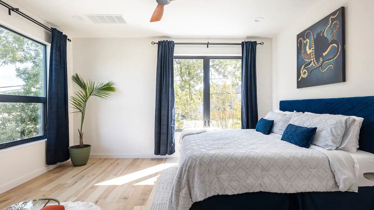 Photo of Bedroom in MLK