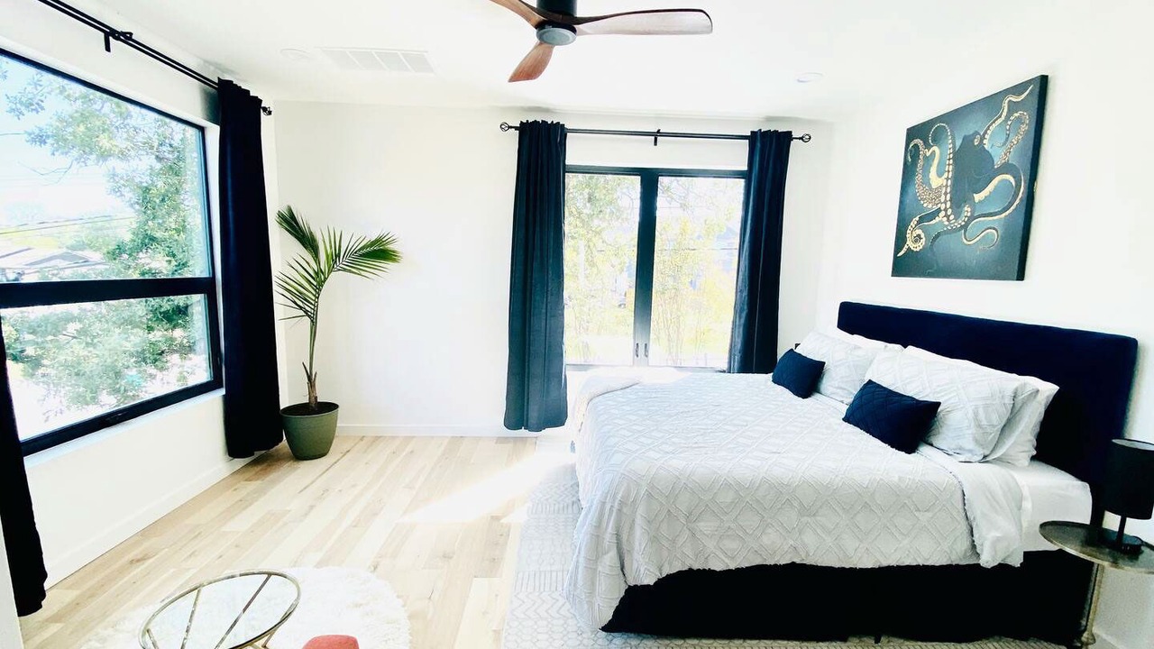 Photo of Bedroom in MLK
