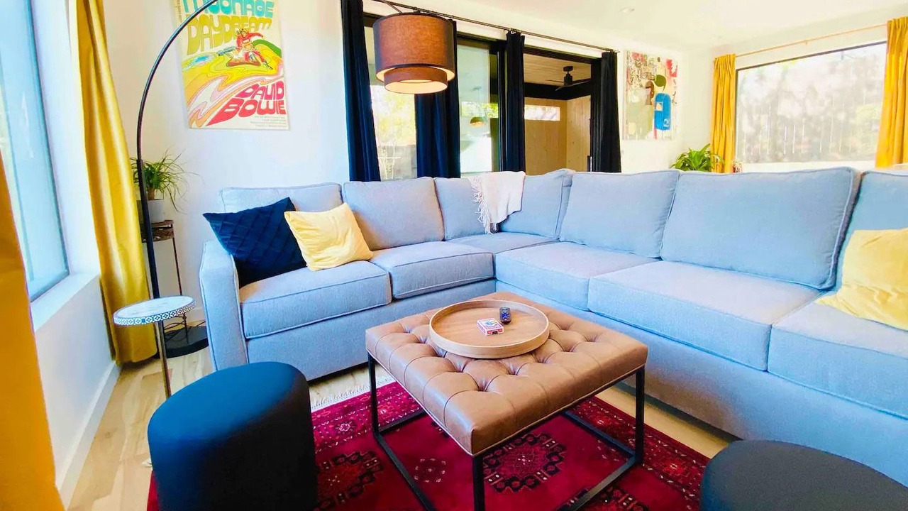 Photo of Livingroom in MLK