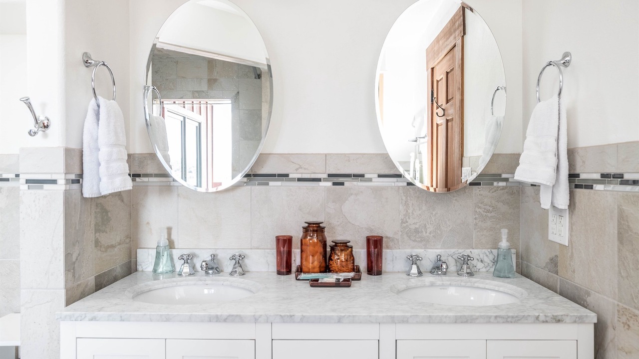 Photo of Bathroom in Cottonwood Heights