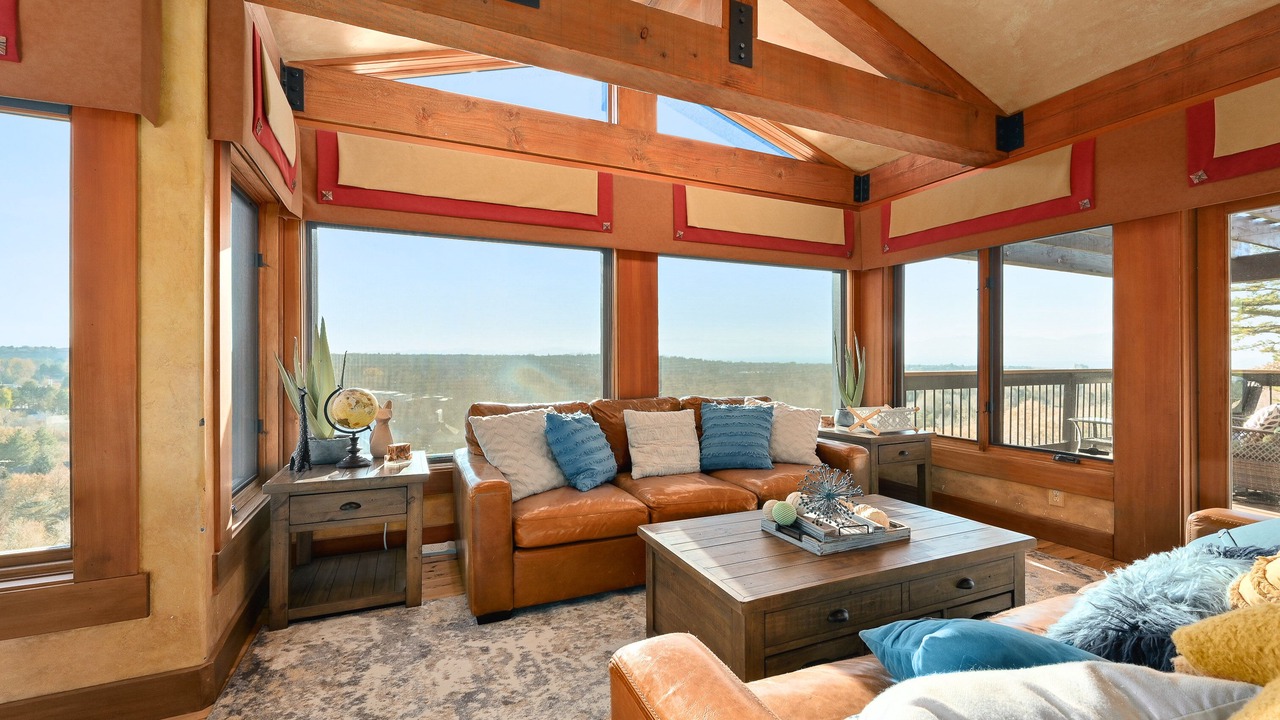 Photo of Bedroom in Cottonwood Heights