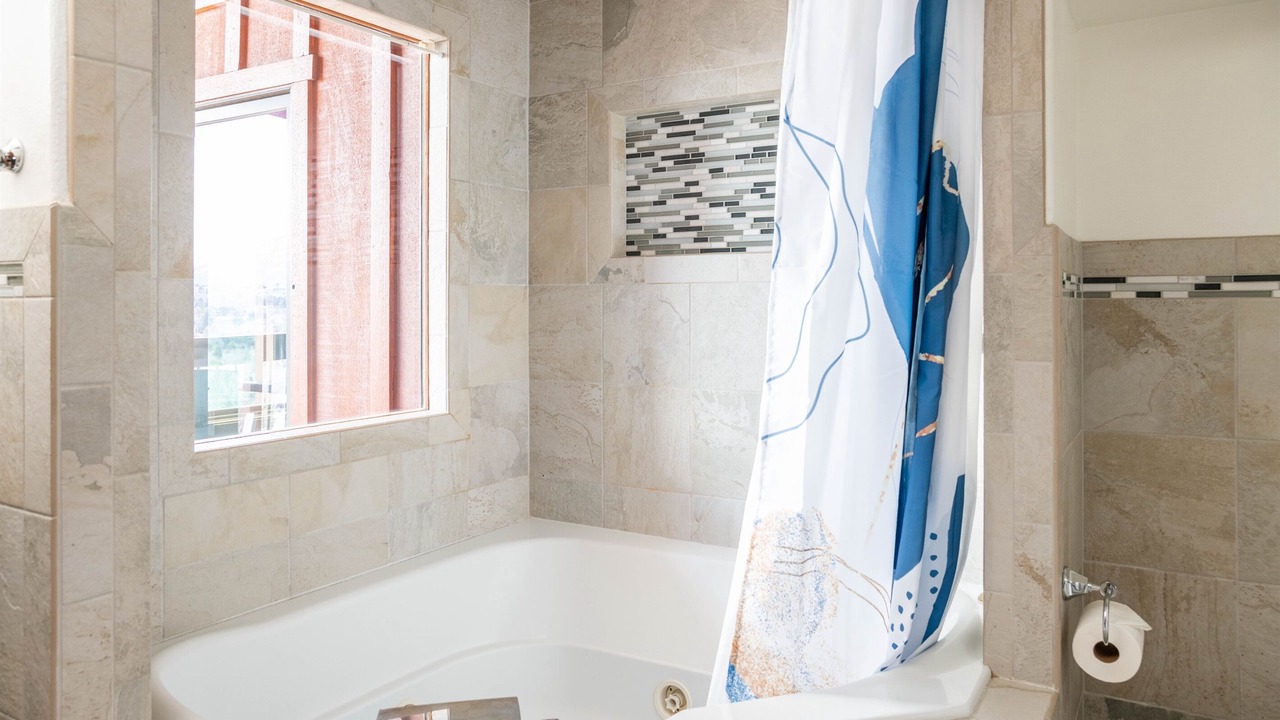 Photo of Bathroom in Cottonwood Heights