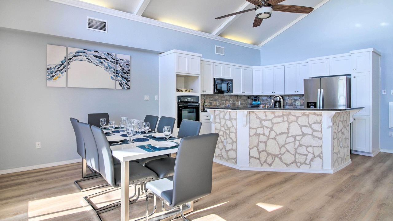 Photo of Livingroom in Burnet