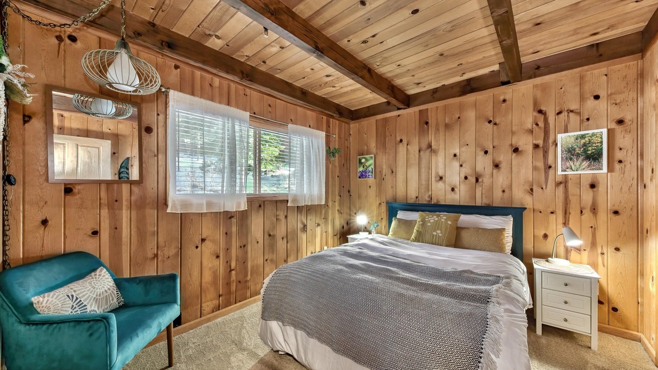 Photo of Bedroom in Pioneer Trail