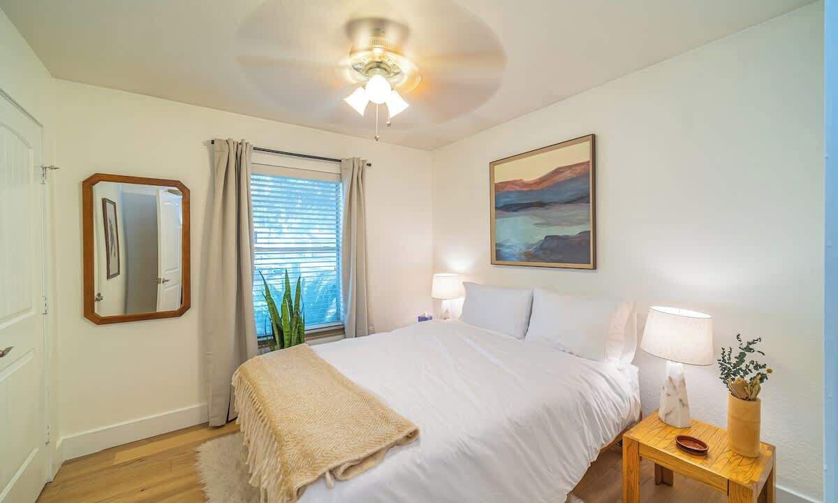 Photo of Bedroom in Blackshear-Prospect Hill