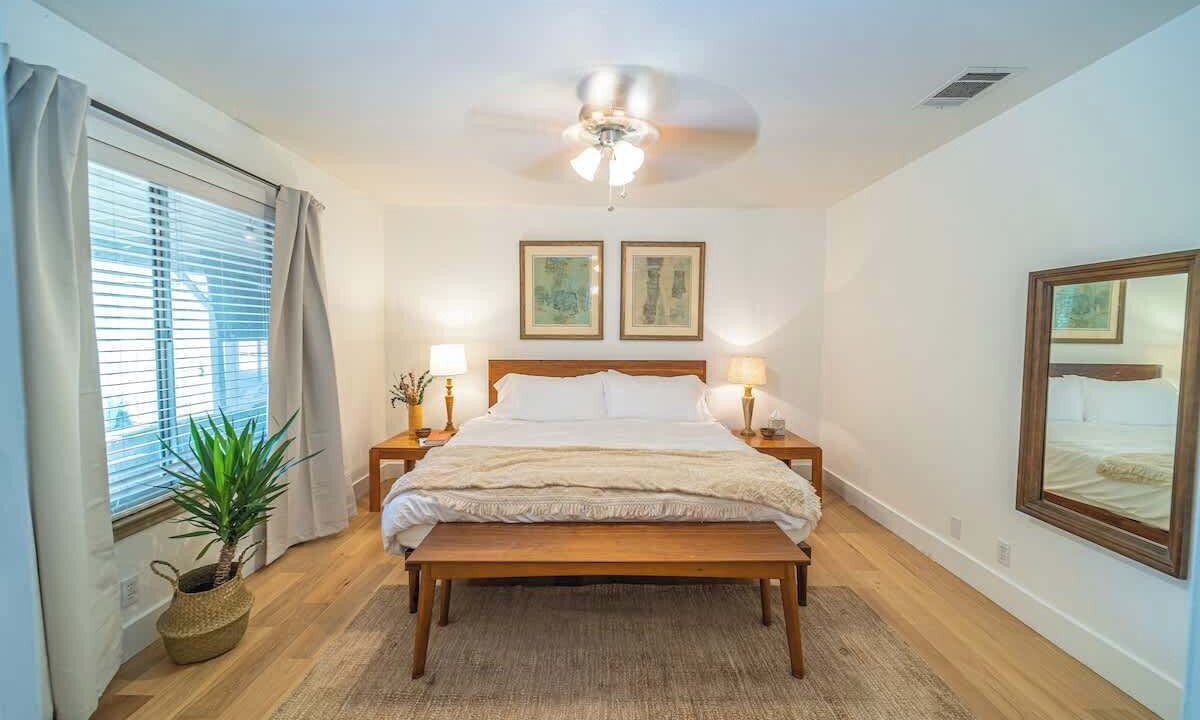 Photo of Bedroom in Blackshear-Prospect Hill