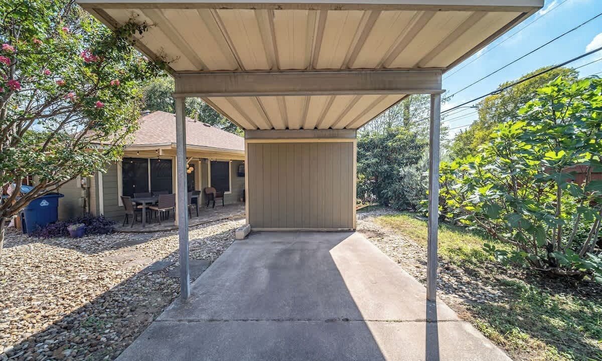 Photo of Patio Balcony in Blackshear-Prospect Hill
