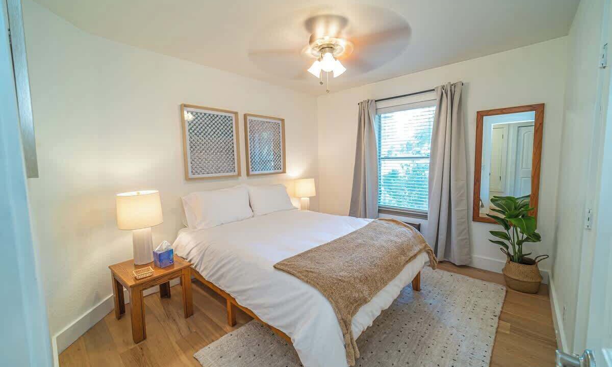 Photo of Bedroom in Blackshear-Prospect Hill