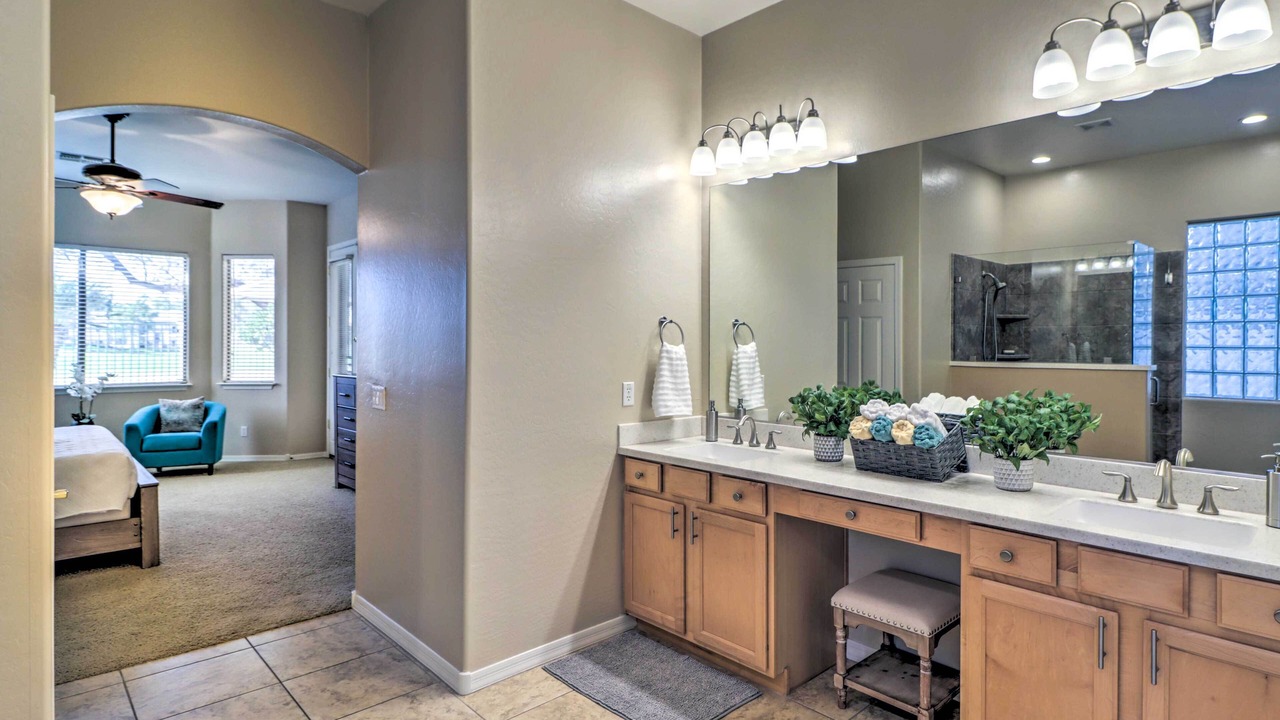 Photo of Bathroom in Palm Valley