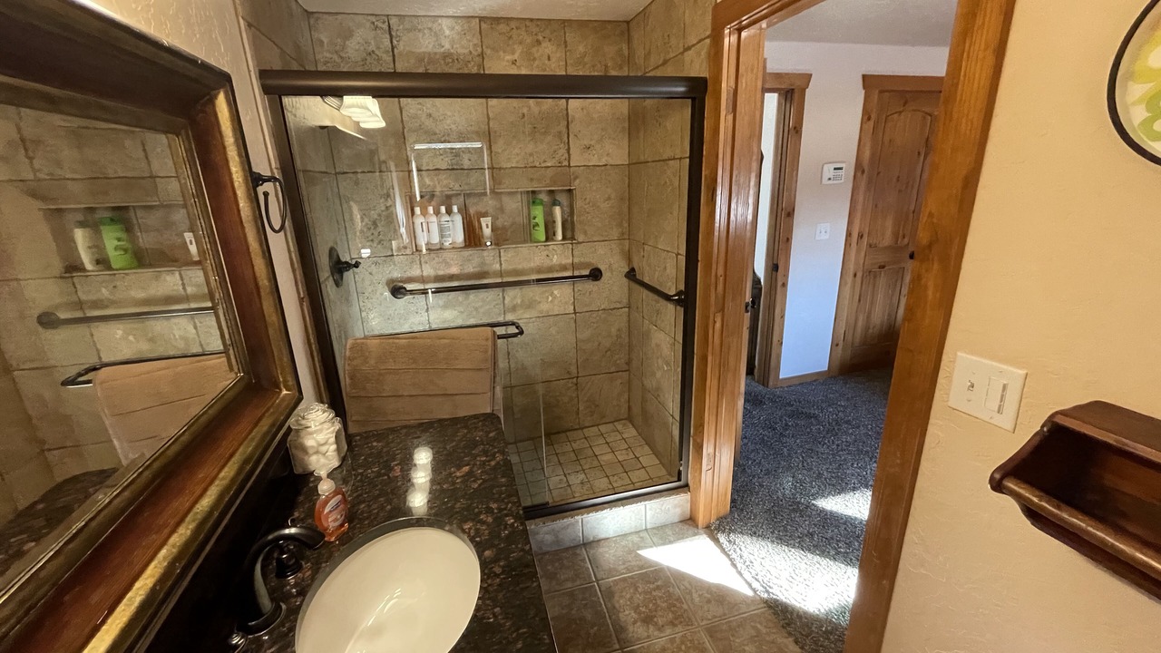 Photo of Bathroom in Vian