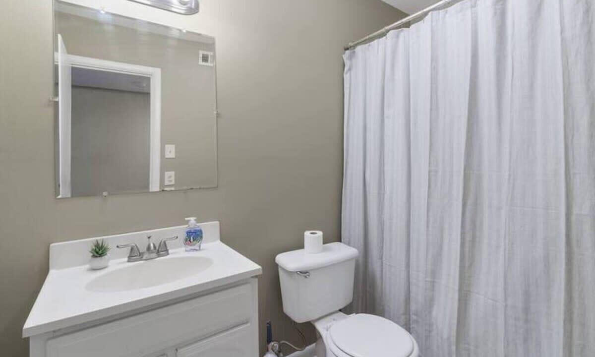 Photo of Bathroom in Rossville
