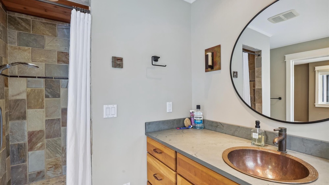 Photo of Bathroom in Stowe Hollow