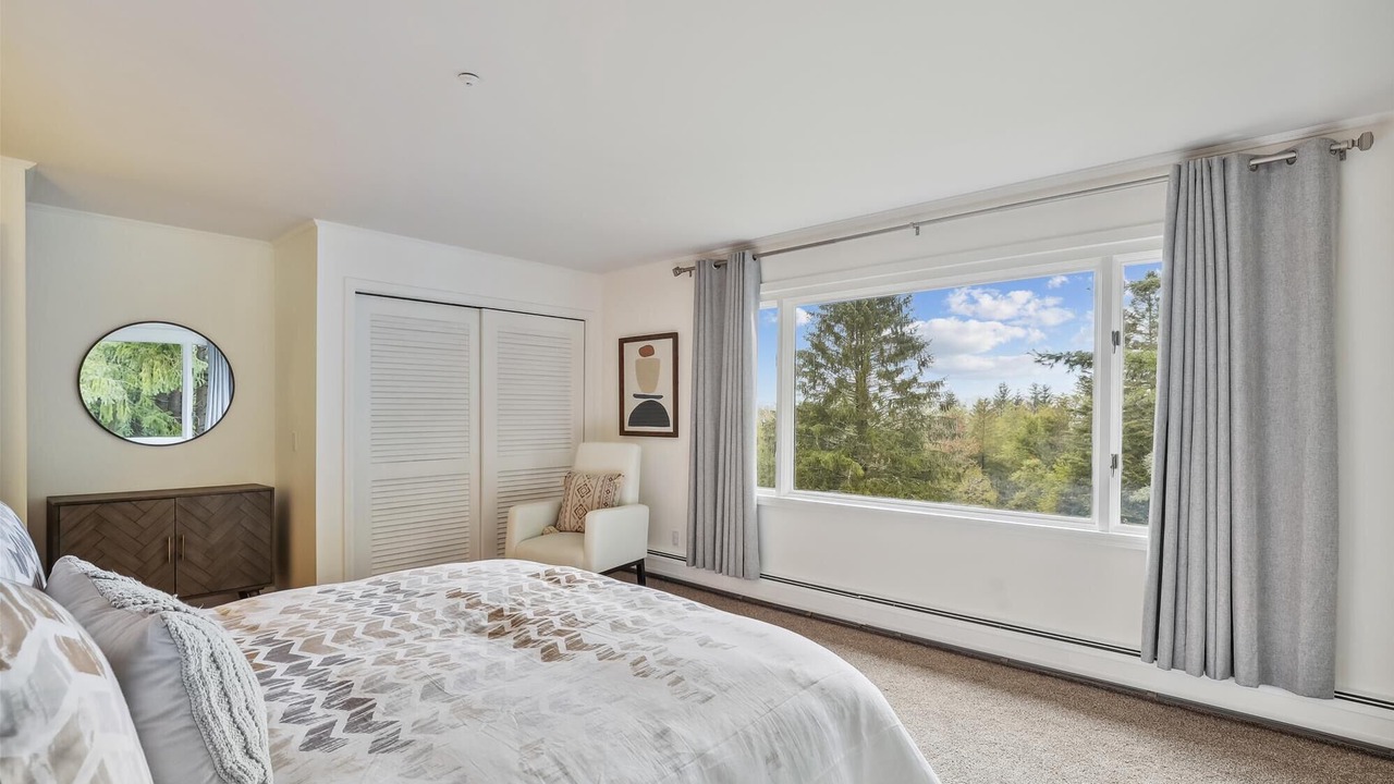 Photo of Bedroom in Stowe Hollow
