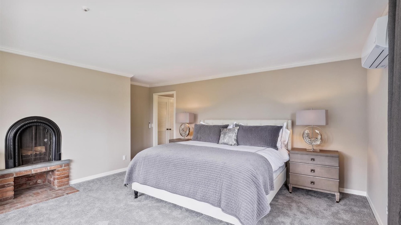 Photo of Bedroom in Stowe Hollow