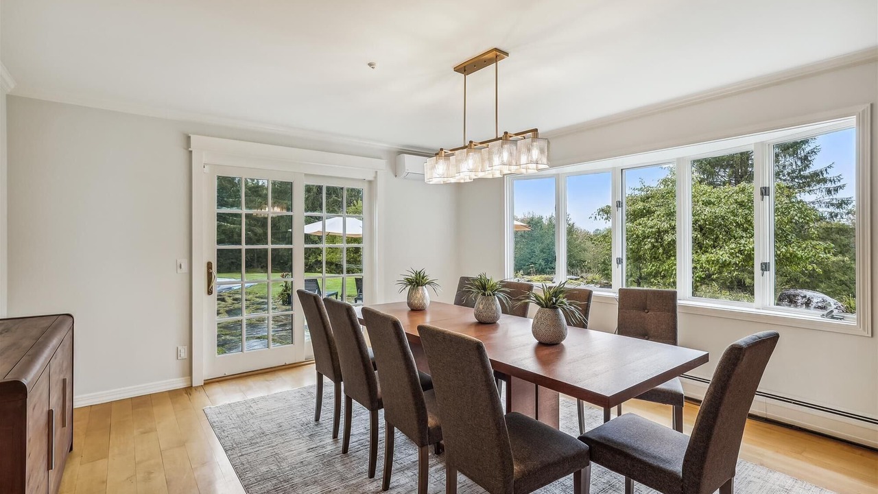 Photo of Others in Stowe Hollow