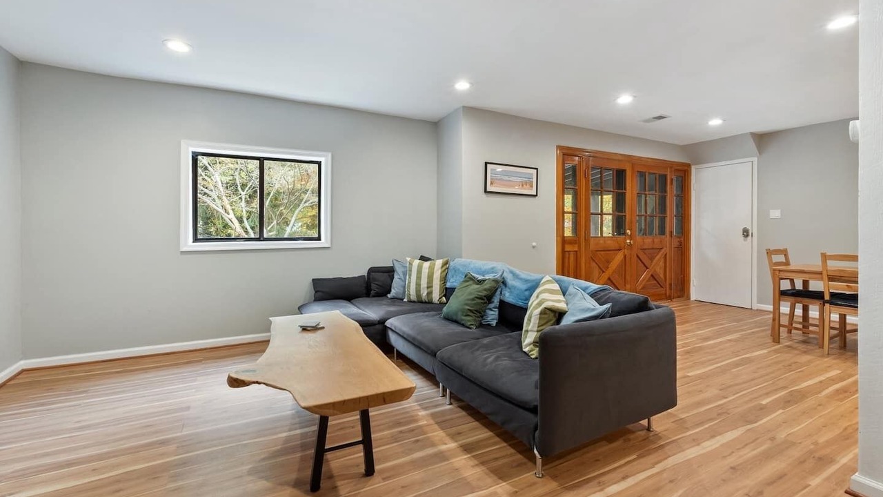 Photo of Livingroom in Kabletown