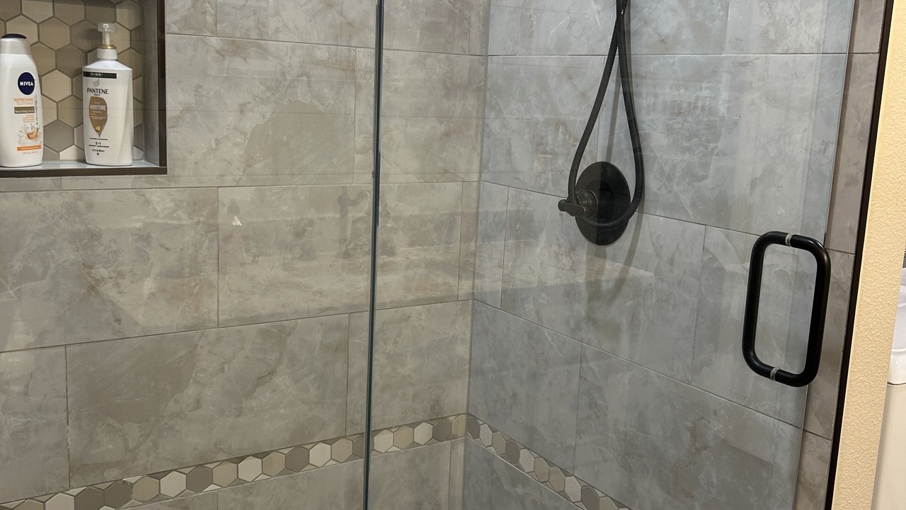Photo of Bathroom in Gober
