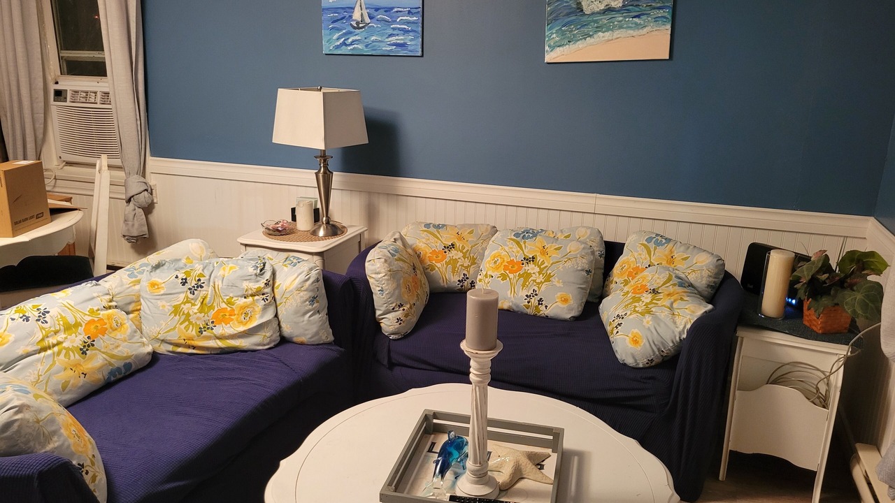 Photo of Livingroom in Winnipeg Beach