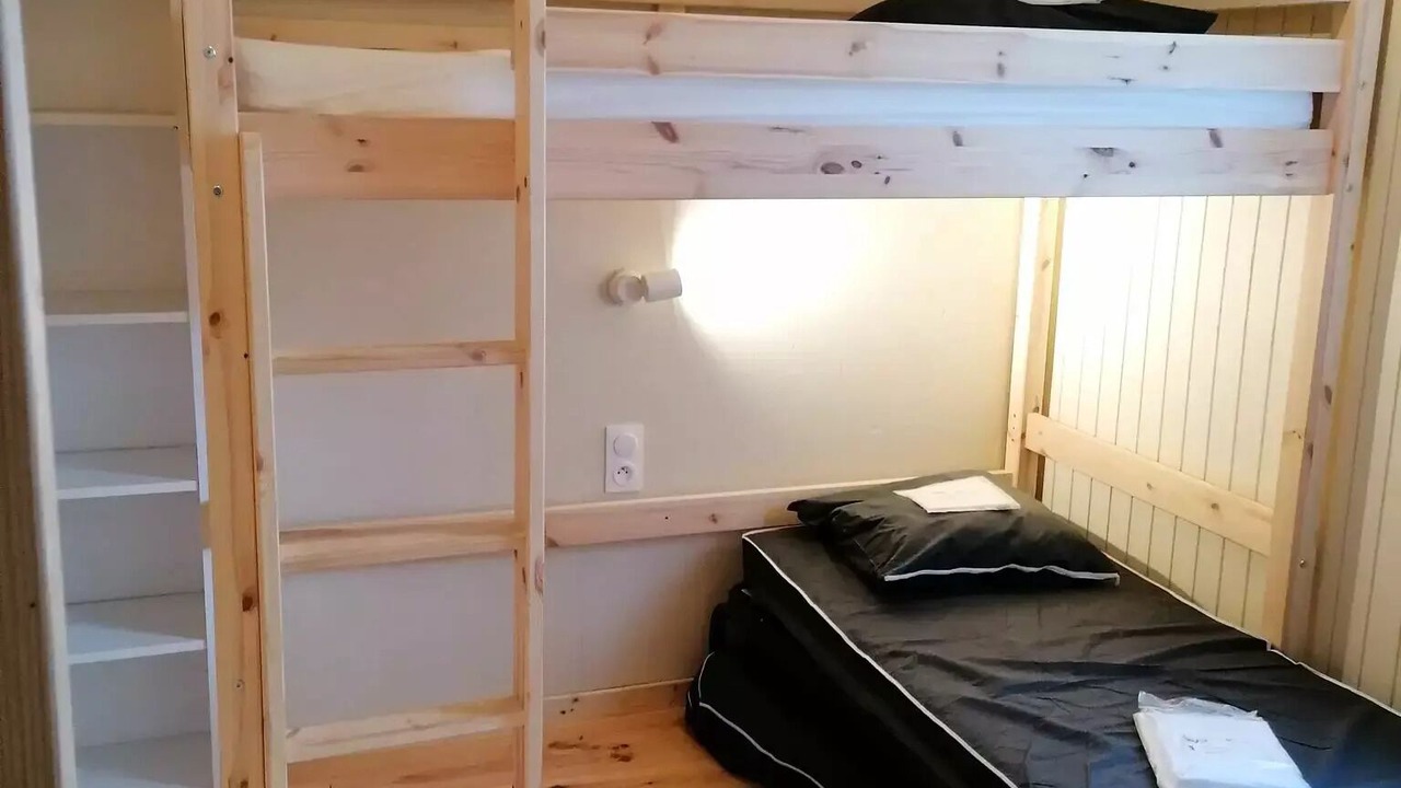 Photo of Bedroom in Saint-Vincent-de-Durfort