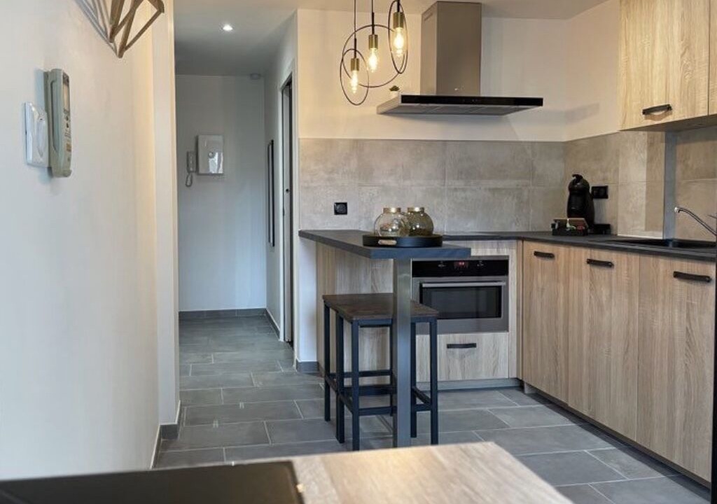 Photo of Kitchen in Bellevue - Le Mont - La Jomayere