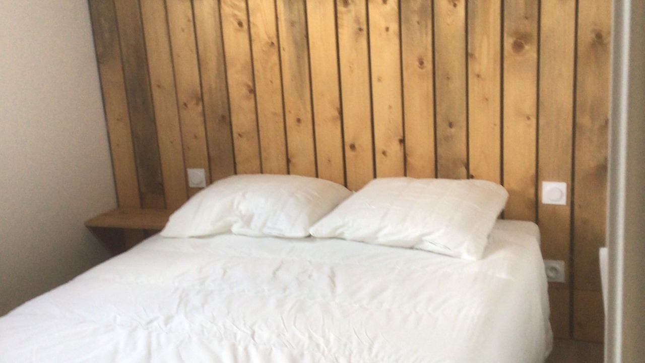 Photo of Bedroom in Clermont-Creans