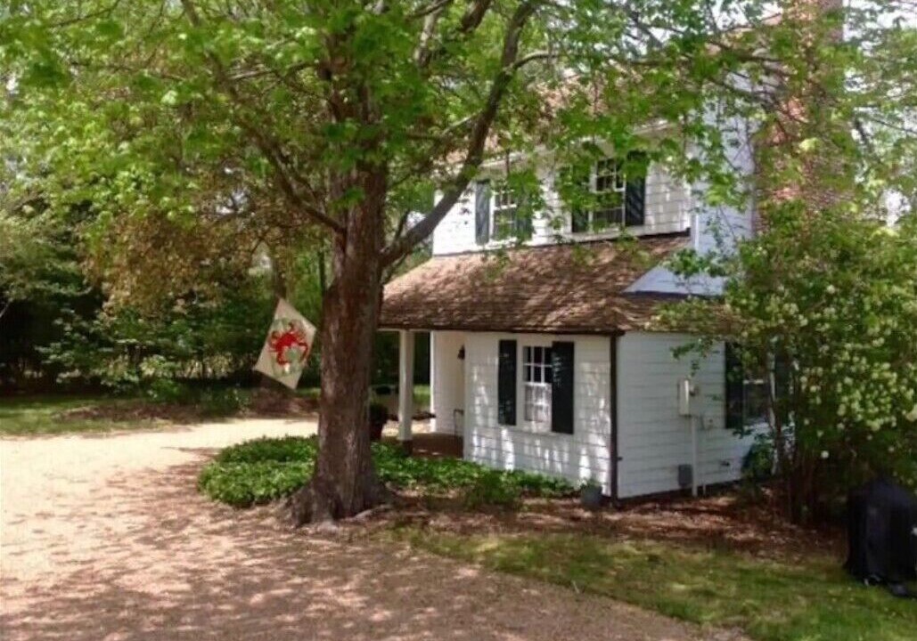 Photo of Others in Ware