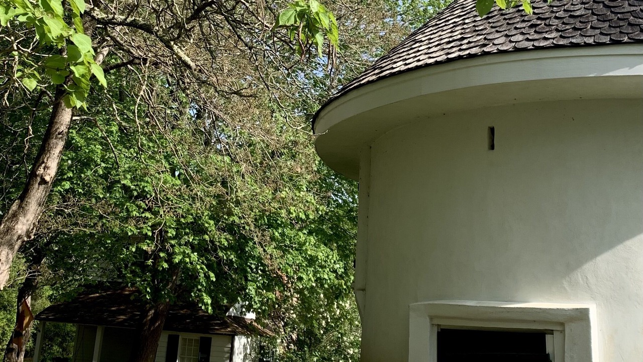 Photo of Others in Ware