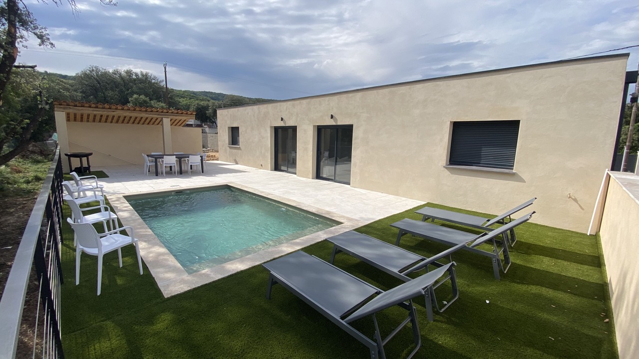 Photo of Outdoor in Saint-Martin-de-Valgalgues