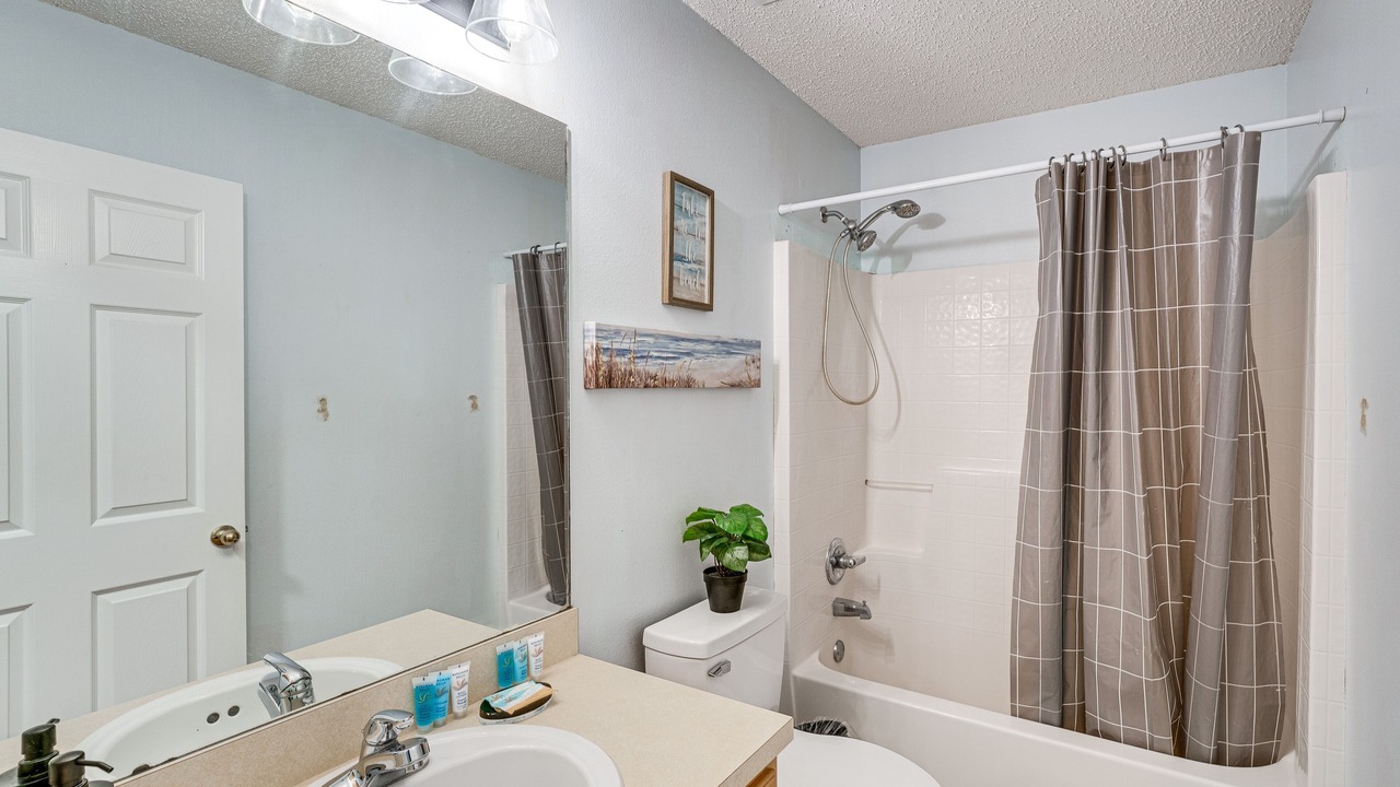 Photo of Bathroom in Deltona Lakes