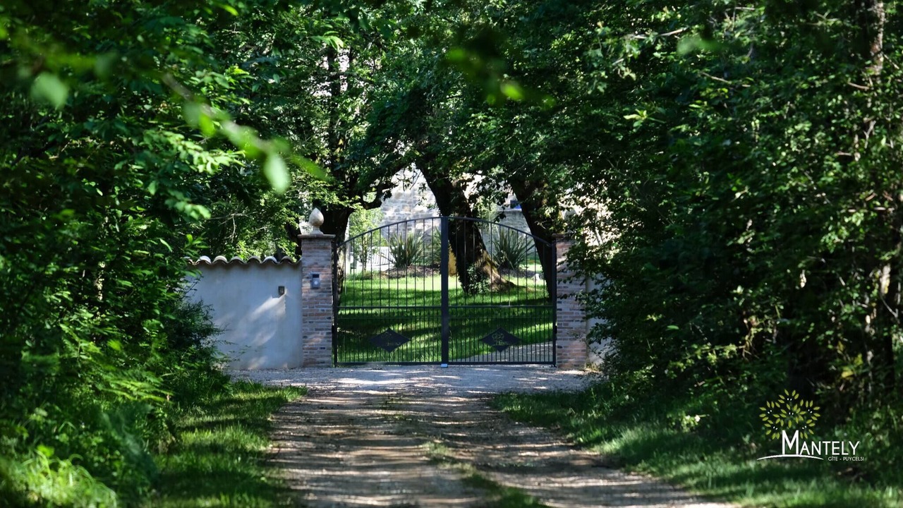 Photo of Outdoor in Puycelci