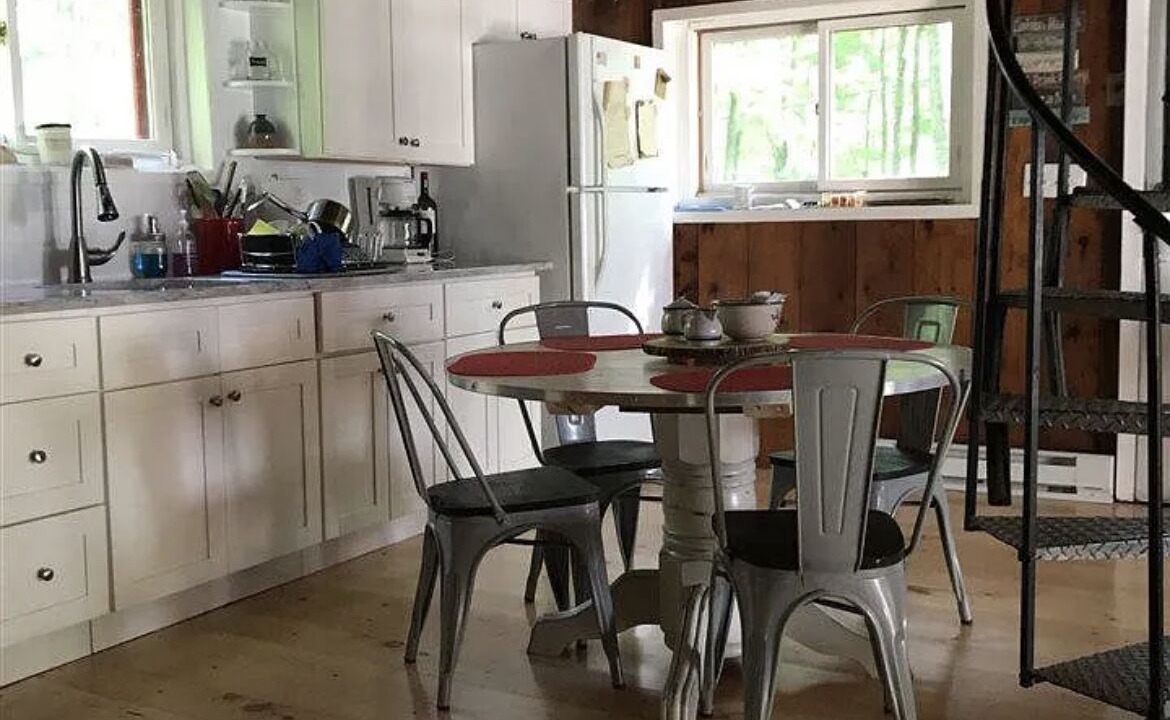 Photo of Others in Town of Olive