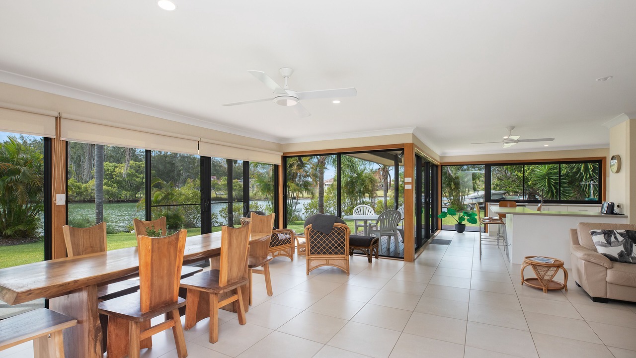 Photo of Others in Forster