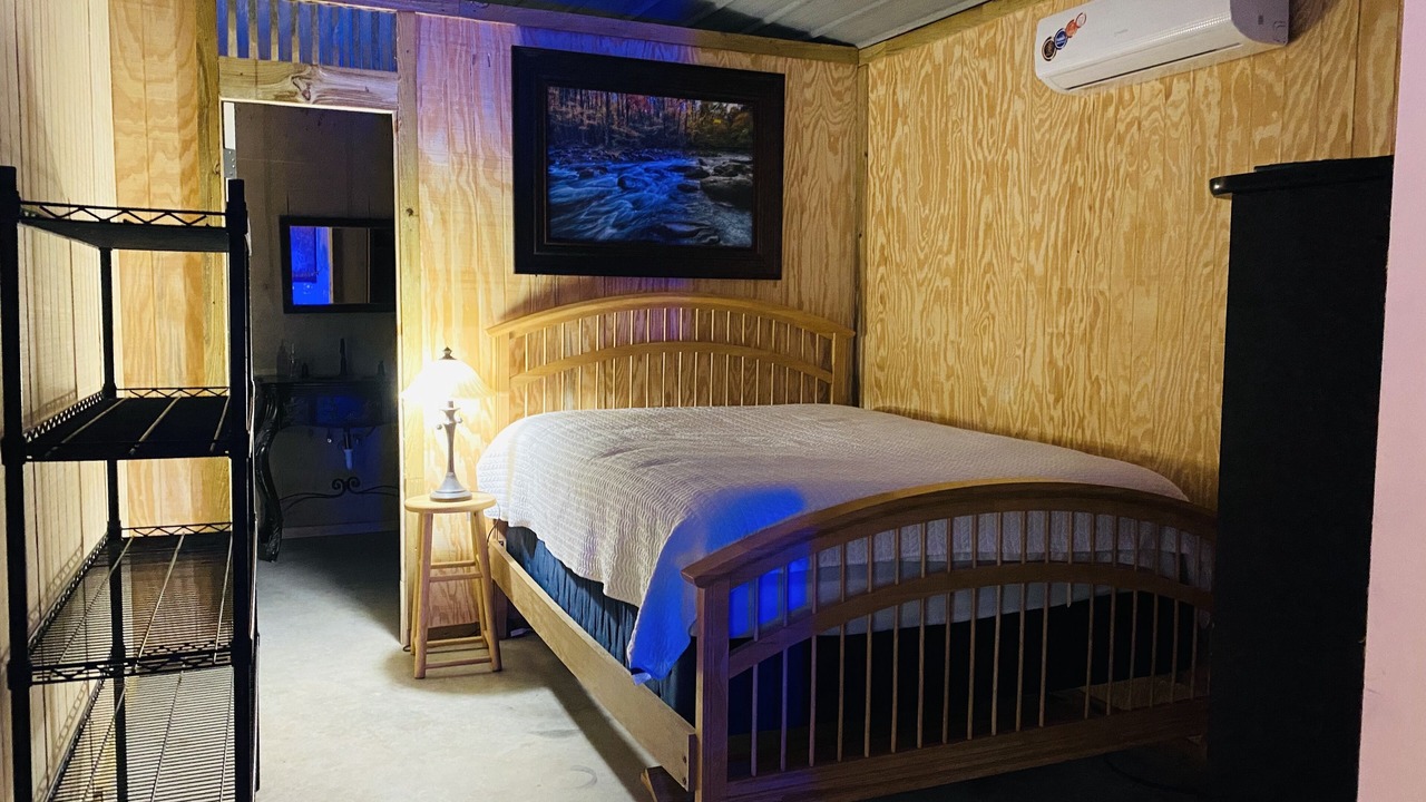 Photo of Bedroom in Willis