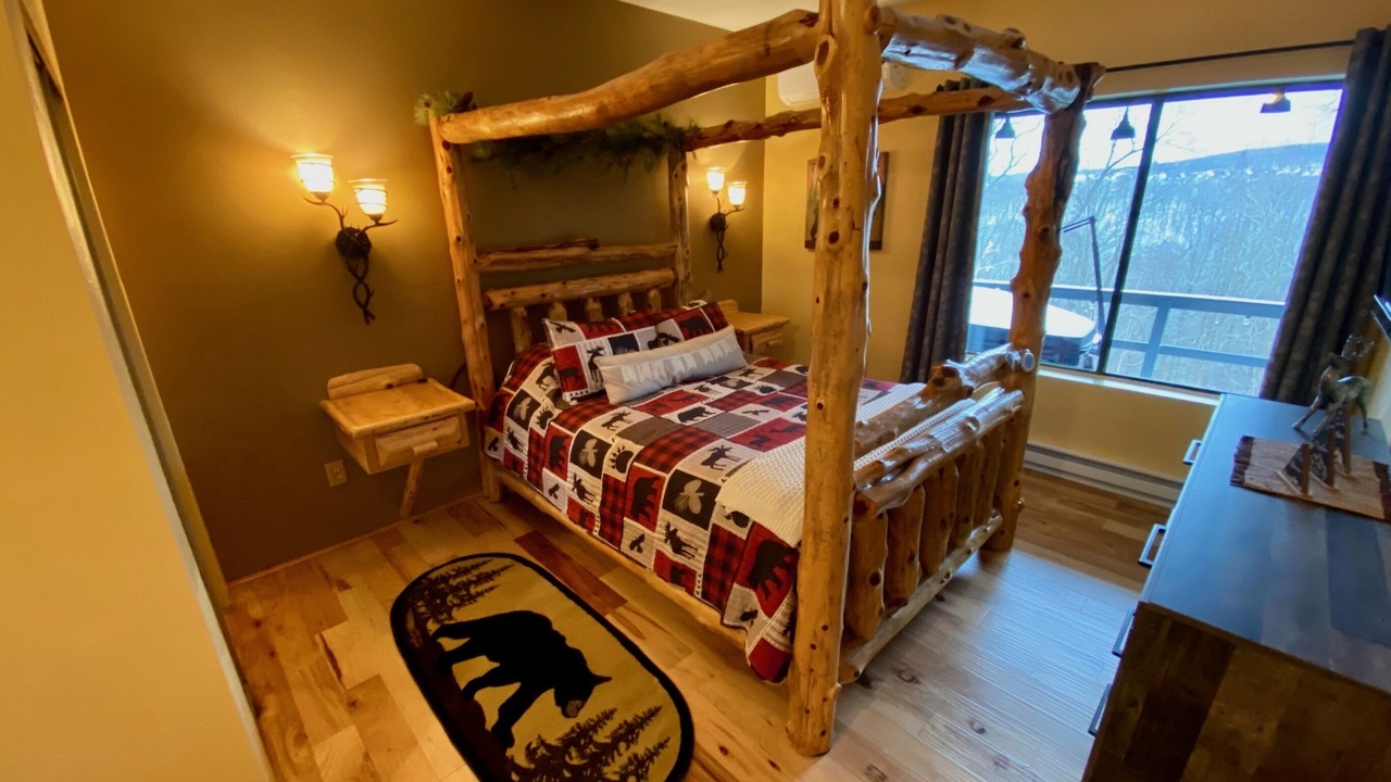 Photo of Bedroom in Seven Springs