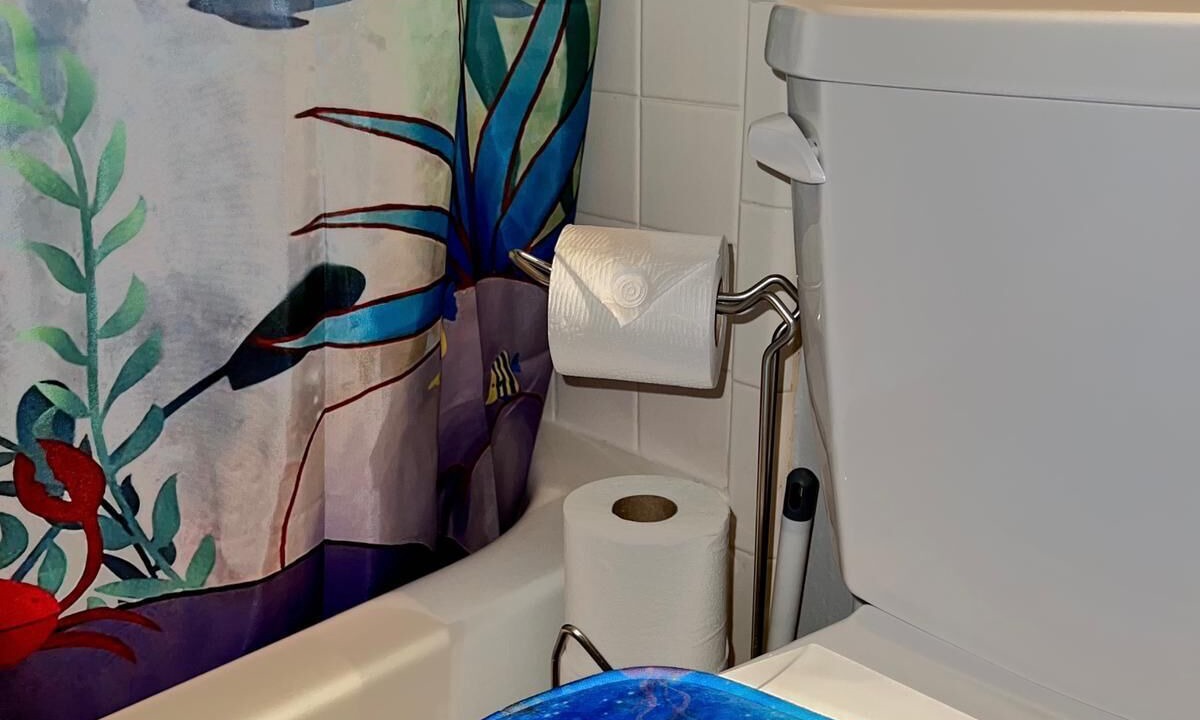 Photo of Bathroom in Thousand Oaks