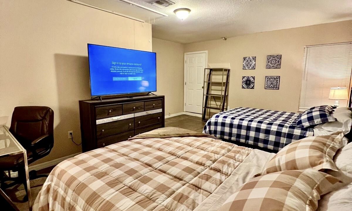 Photo of Bedroom in Thousand Oaks